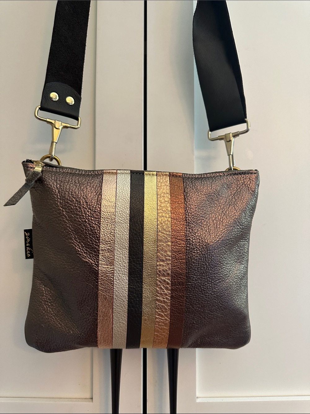 Metallic Stripe Leather Crossbody Bag - Brown & Gold